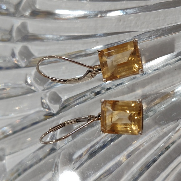 14k White Gold Emerald Cut Citrine Leverback Earrings - Picture 2 of 15